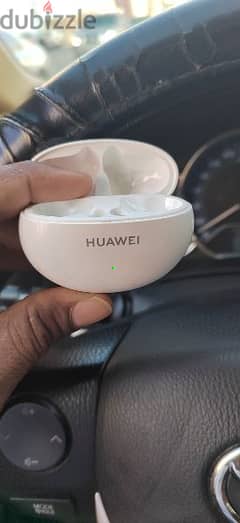 Huawei 5i only charging box good condition
