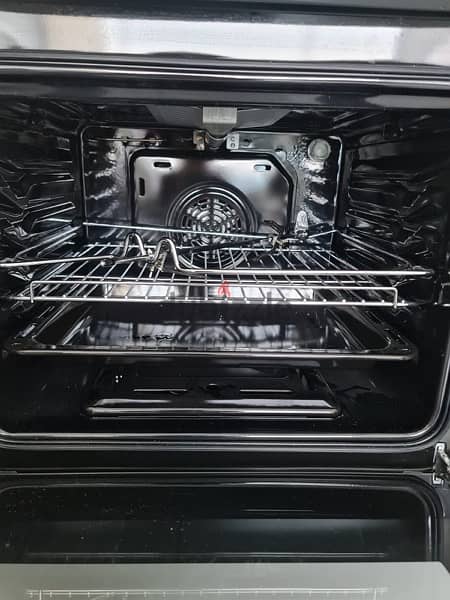 MIDEA gas cooker almost brand new 1