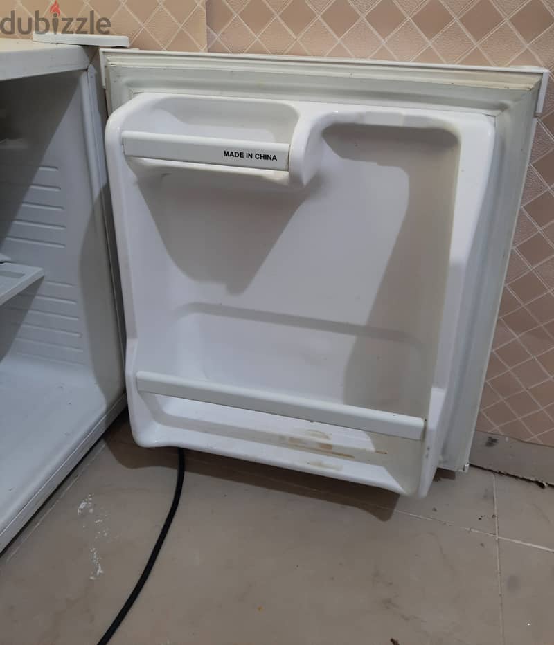 Daewoo Mini Refrigerator 2