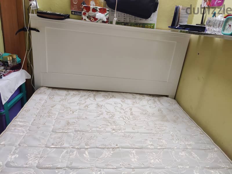 King size cotwith mattress for sale 1
