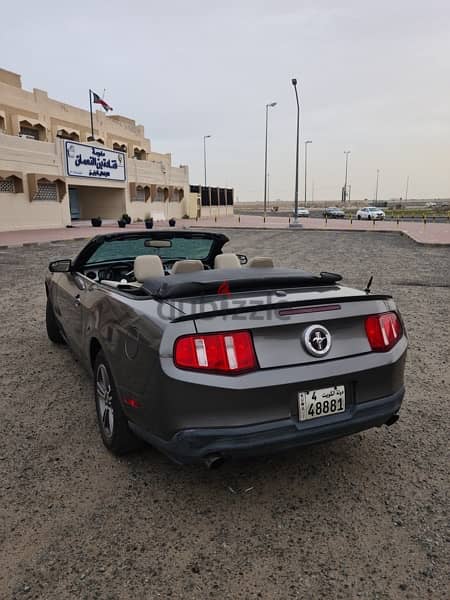Ford Mustang 2011 Special California 3