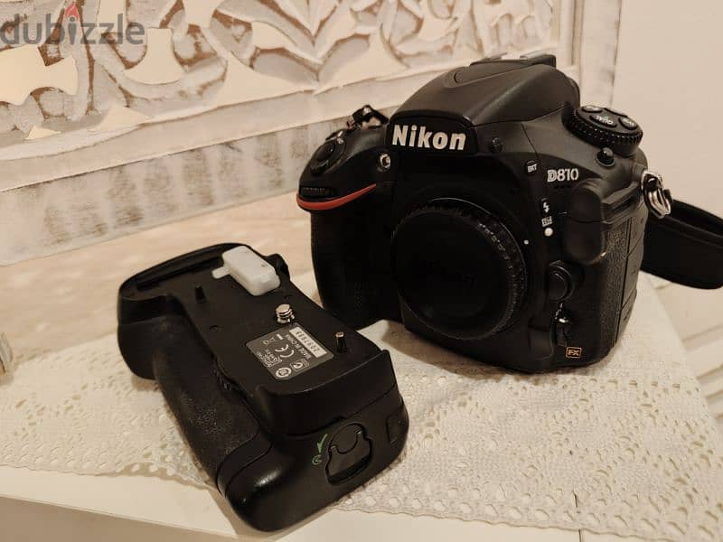 D810 36.3MP lightly used with Grip 1