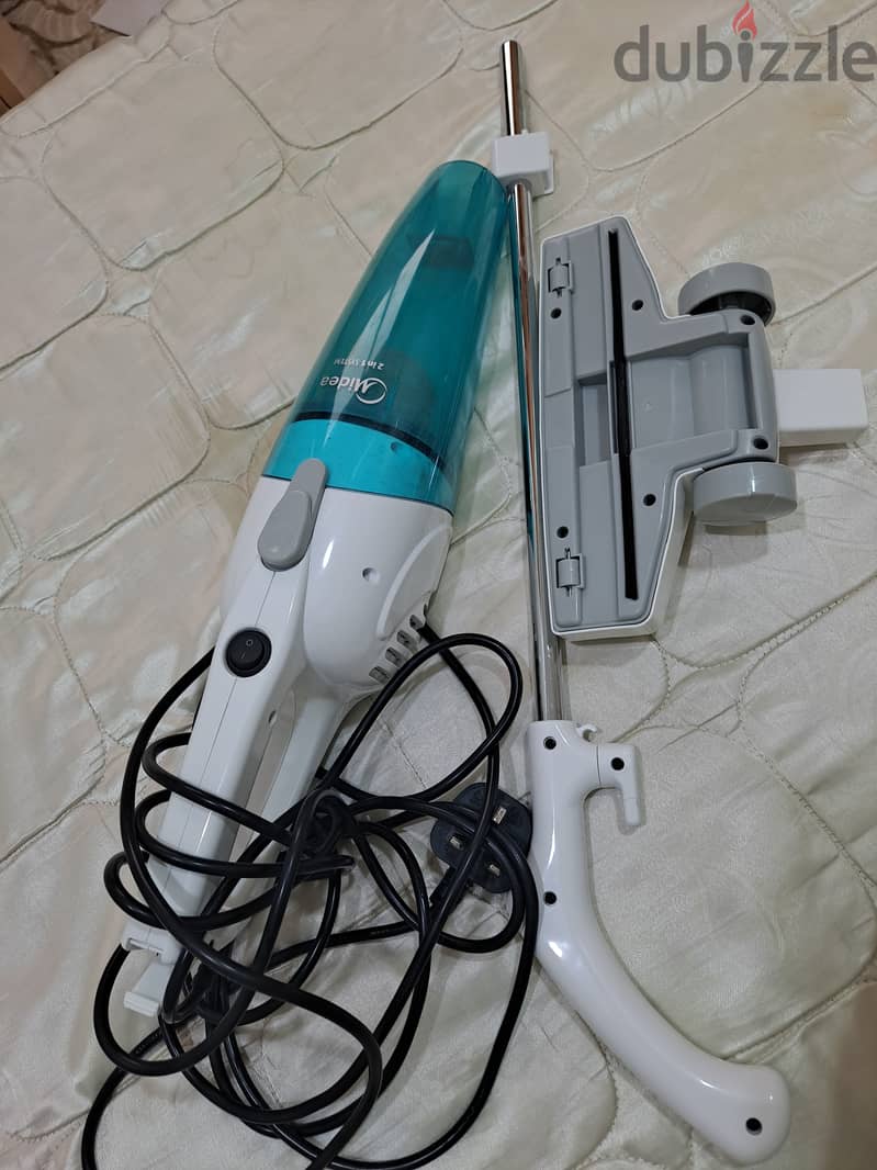 Portable vacuum cleaner 2