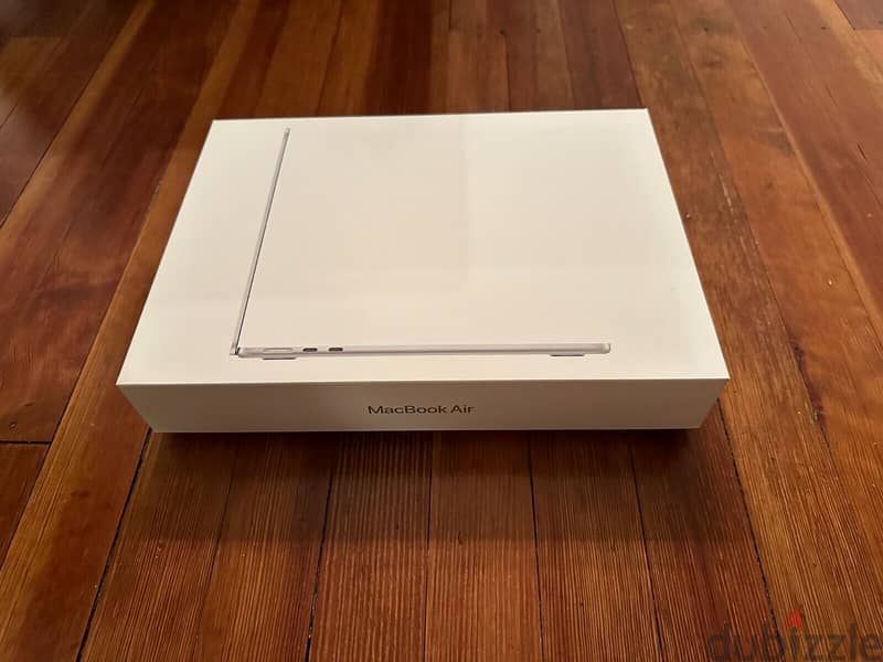 NEW SEALED 2024 Apple MacBook Air 15" Midnight M3 8-c CPU 10-c GPU 24G 2