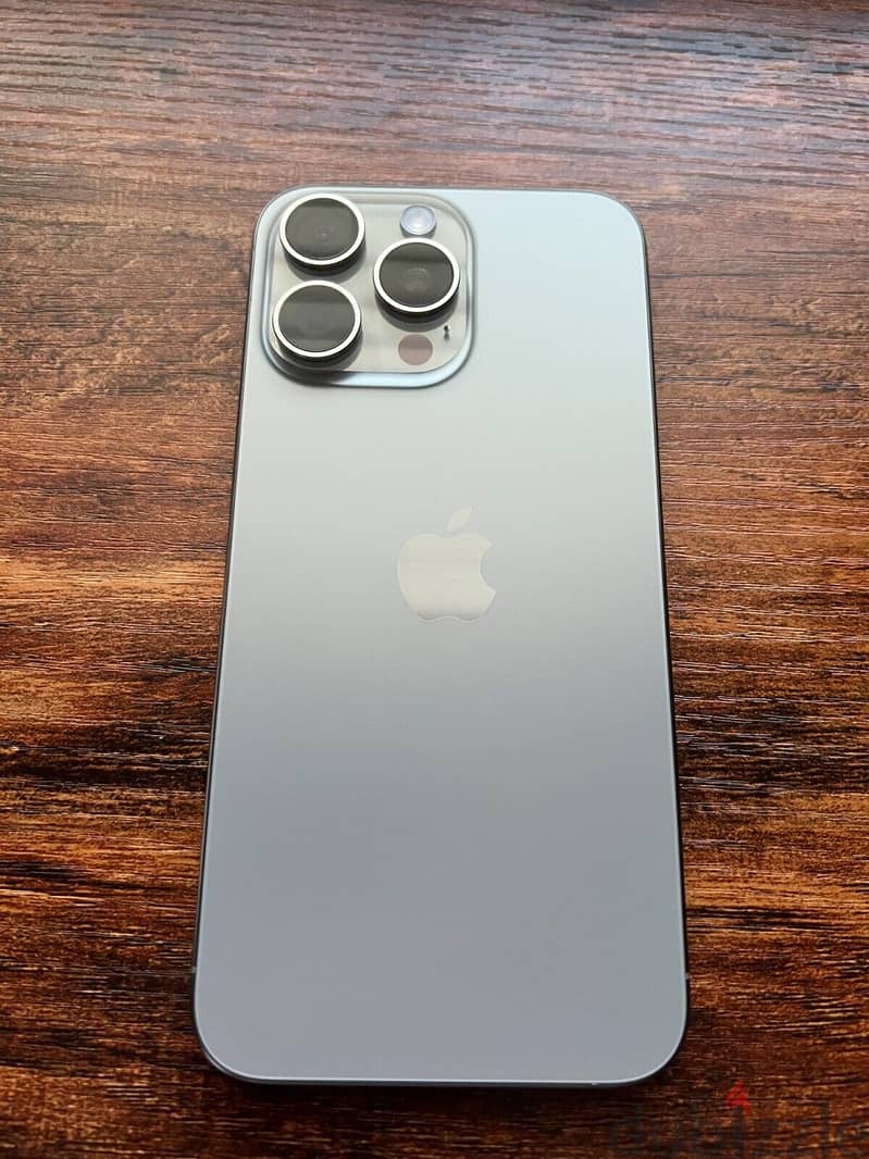Apple iPhone 15 Pro Max - 256 GB - Natural Titanium (Unlocked) 2