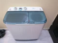 5 kg washing machine for sell.