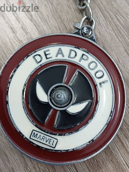 Deadpool spinner keychain 1
