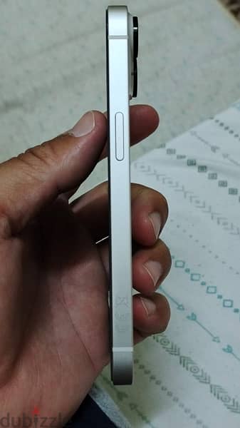 IPhone 14 256gb white under warranty 4