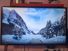 LG tv for sale with wall bracket