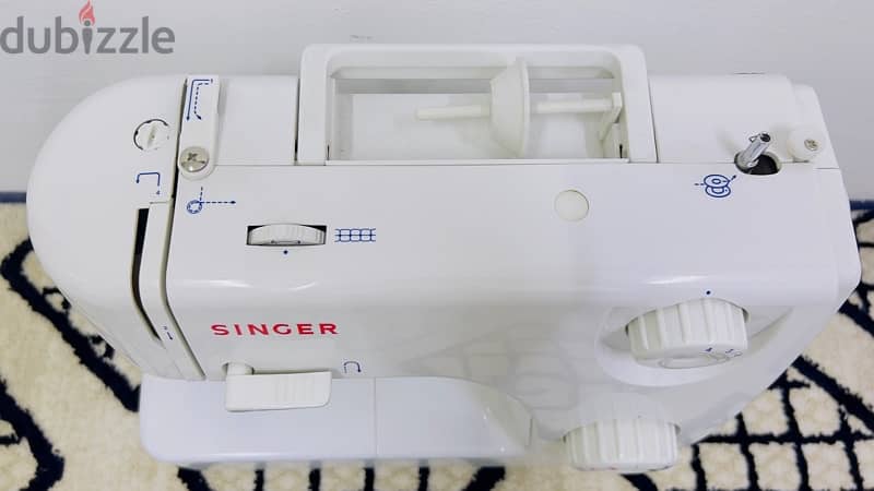 Singer Sewing Machine Model 8280 1