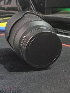 sony 28-70 f 3.5-5.6 full frame E mount lens , look like new