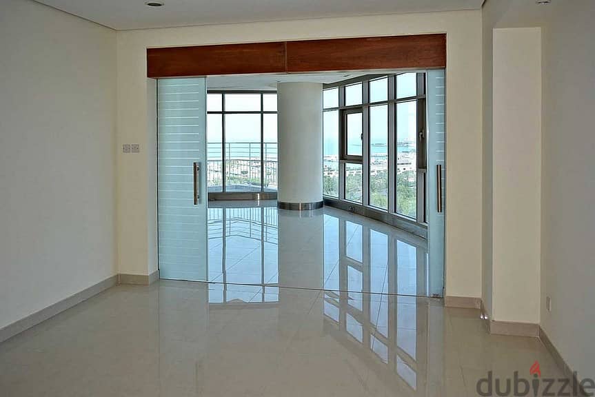 Salmiya - three bedroom sea view apartment w/pool 2