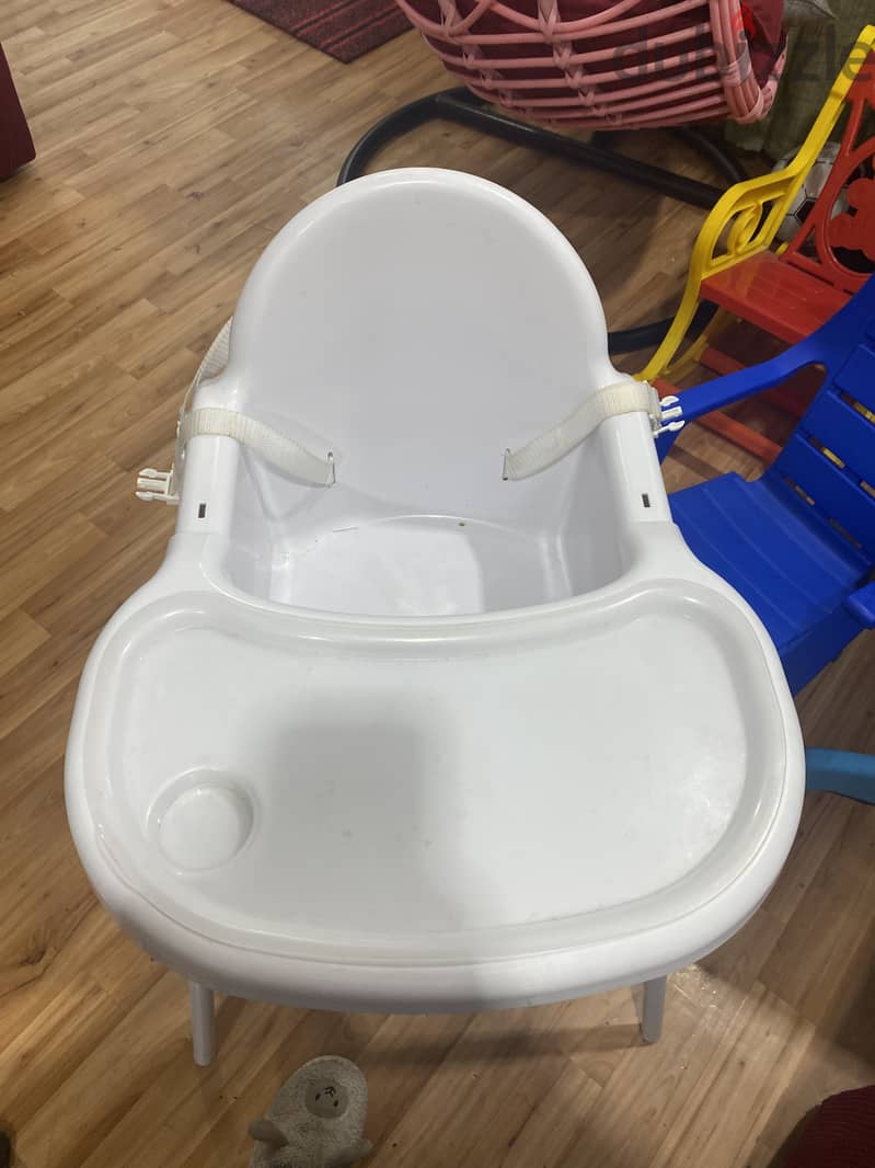 Baby feeding chair 1