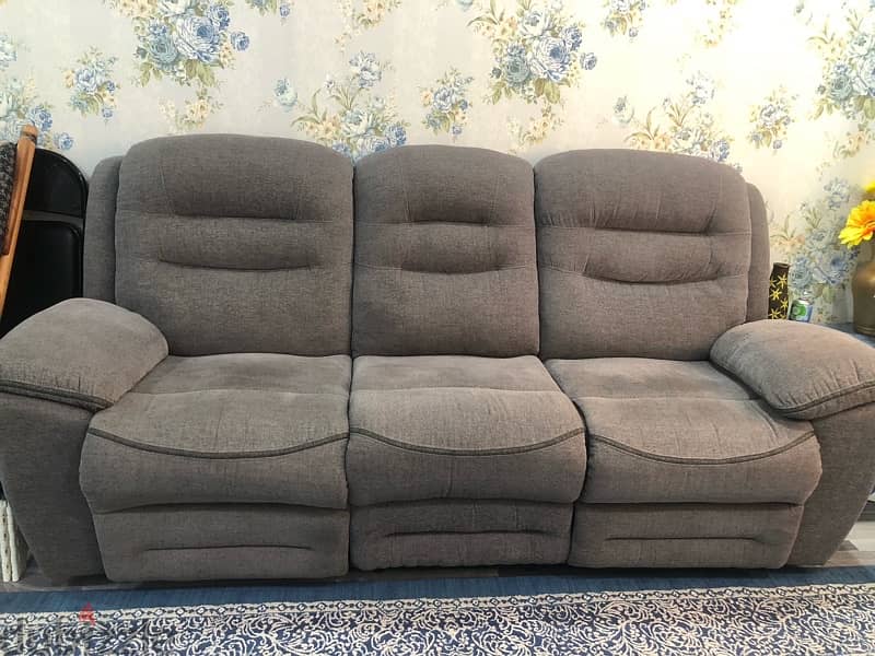 safat home sofa 1