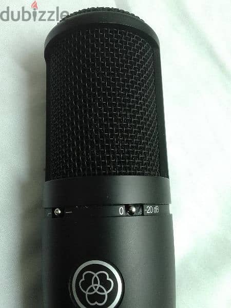 AKG p120 studio microphone . brannew condition 6