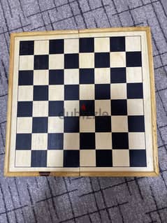 Neat and clean chess board 0