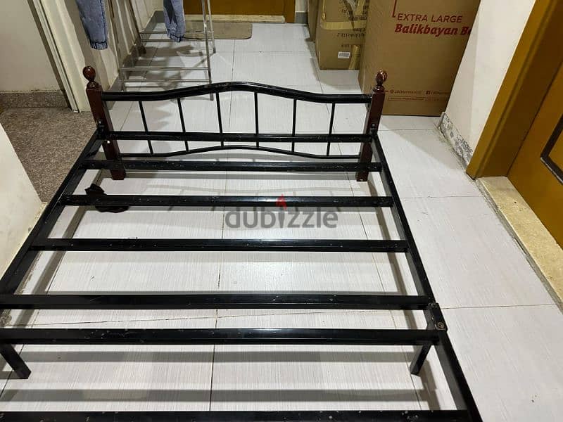 duble size bed 1