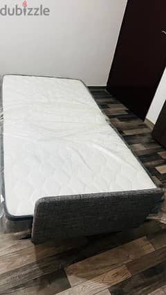 Foldable Bed with Mattress
