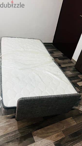 Foldable Bed with Mattress 0