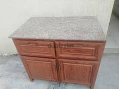 marble top kitchen table like new condition sale in mangaf block 4.