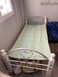 singel  bed with cupboard free