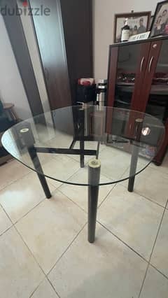 Glass dinning table for SALE
