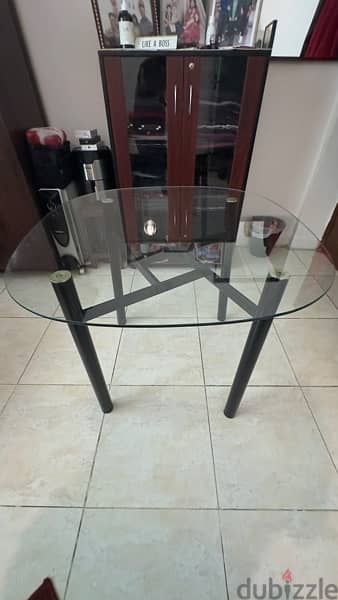 Glass dinning table for SALE 1