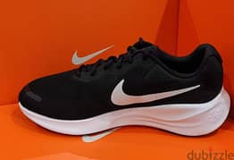 Nike shoes 42 size