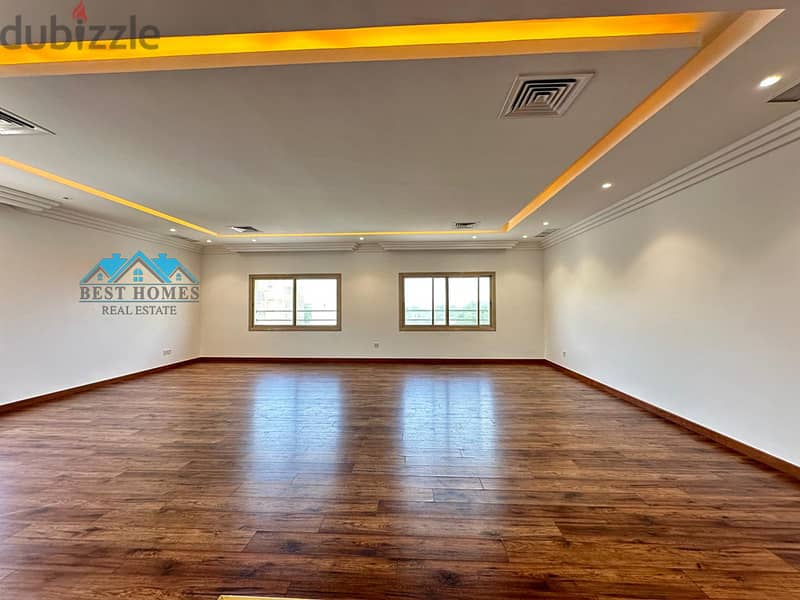 Modern 4 Bedrooms Spacious Apartment in Salwa 7
