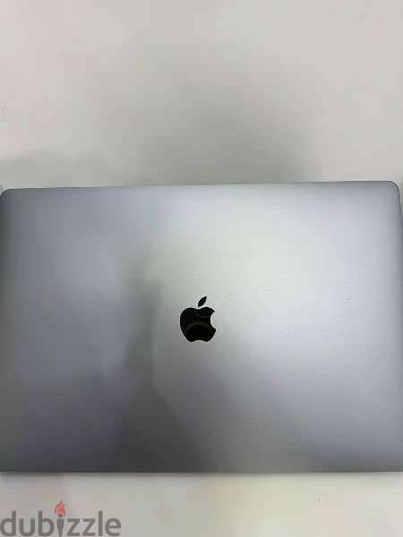 APPLE MACBOOK PRO DEDICATED GRAPHICS CARD 2 GB  & TOUCH BAR 1