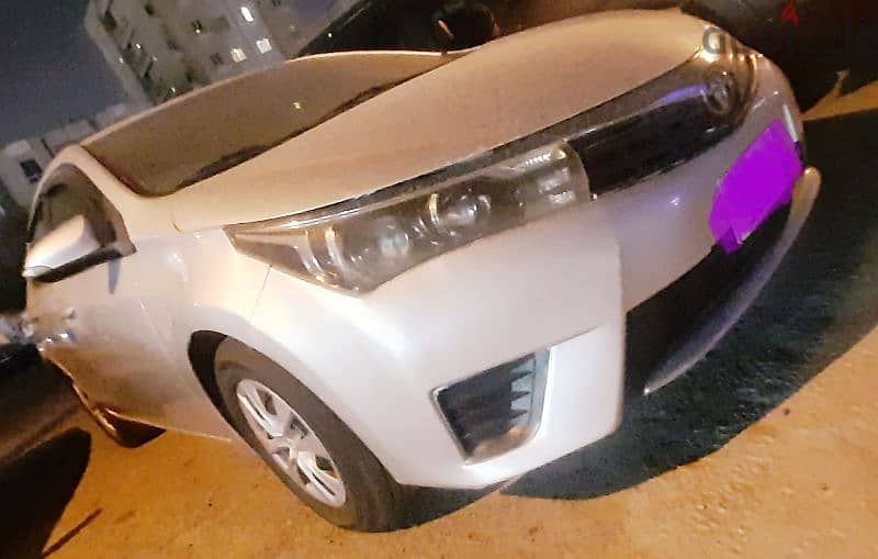 For sell Toyota corolla 2016, 1600 CC Engine. 4