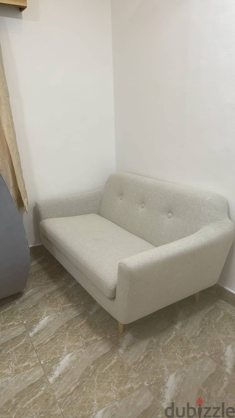 IKEA sofa 0