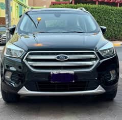 Ford Escape 2017 in excellent condition 0