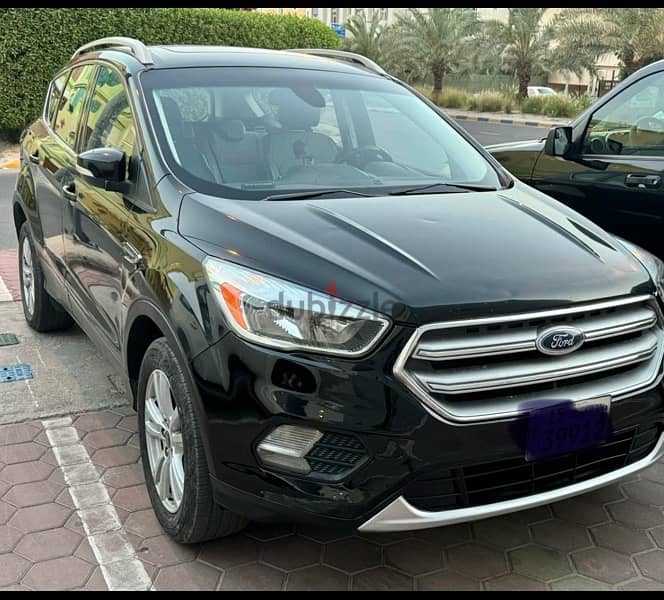 Ford Escape 2017 in excellent condition 2