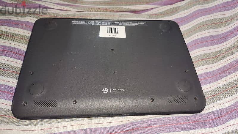 Neat and clean Hp chrome book  & charger 5
