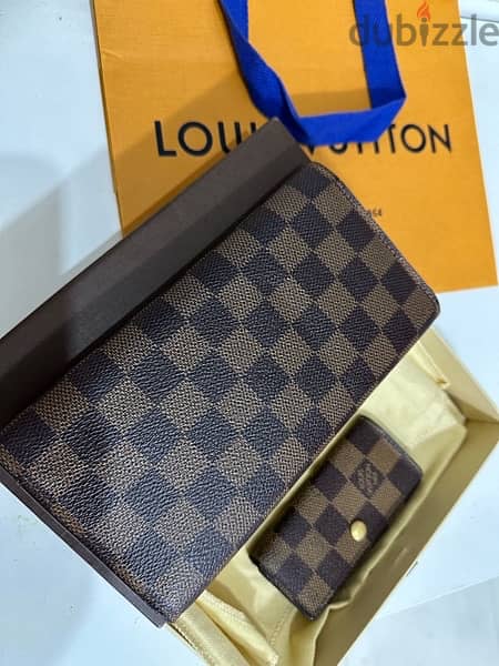 AUTHENTIC Louis Vuitton wallet and key case 7