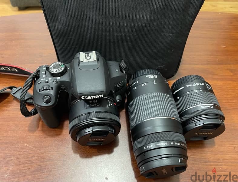 Canon EOS 800 D & 3 Lens (full box) 0