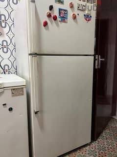 USA made clean &good Whirlpool refrigerator 0