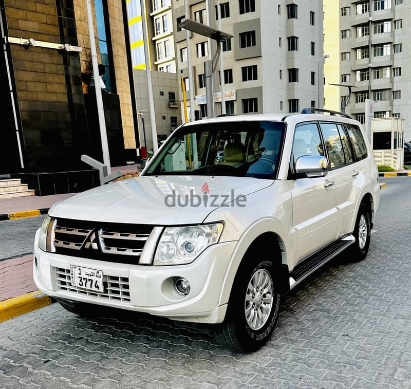 Pajero 2014 GLS Family used in well Maintained  condition For Sale 0