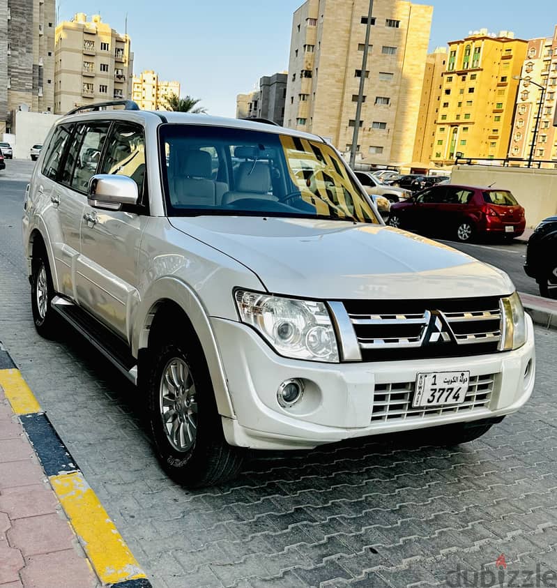 Pajero 2014 GLS Family used in well Maintained  condition For Sale 2
