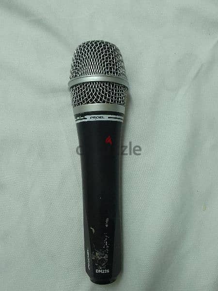 PROEL vocal microphone . 3