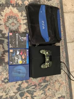 Playstation 4, 1000 gb space, travelling bag, 3 games