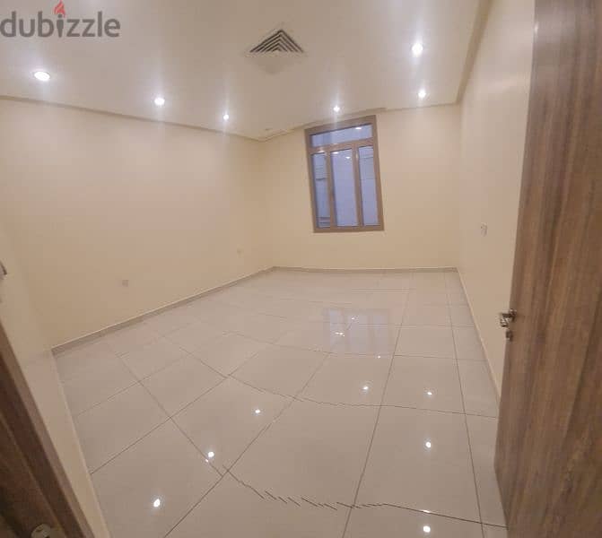 very nice super clean flat in Fahaheel 4
