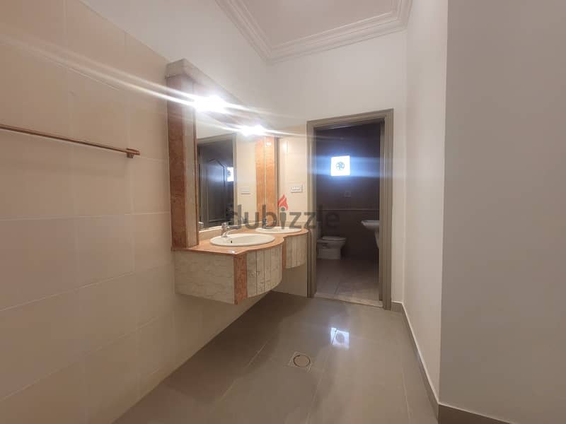 4 Bedroom full floor For Rent in Jabriya 2