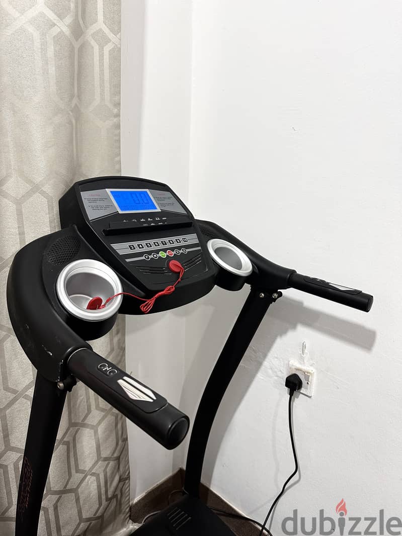 Threadmill foldable  Power Fit home trainer 1