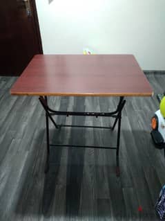 Foldable Table 0