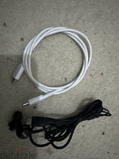 Samsung AKG type c headphone and type c cable
