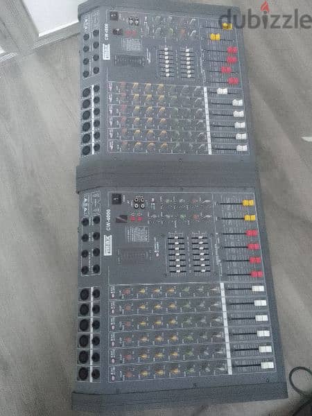 brannew pawerd mixer max 6 channel 400 watts 8 oms. vocal effect . 2