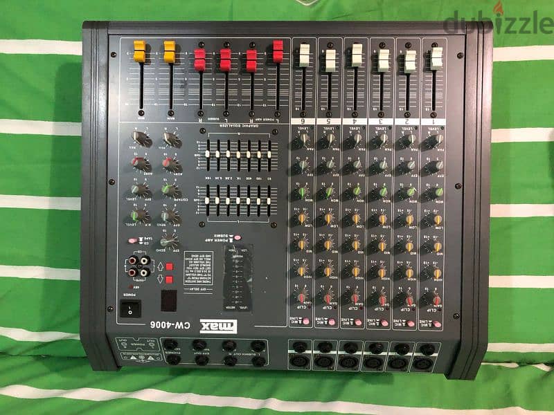 brannew pawerd mixer max 6 channel 400 watts 8 oms. vocal effect . 6