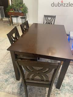 dinning table with 4 chair 0